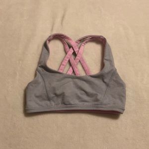 Girls lululemon reversible sports bra